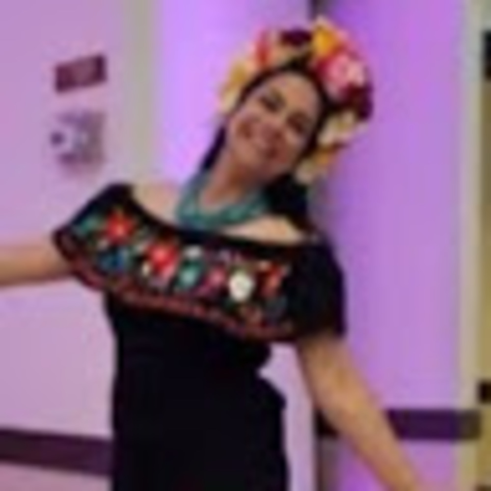 Meet your Posher, Monica